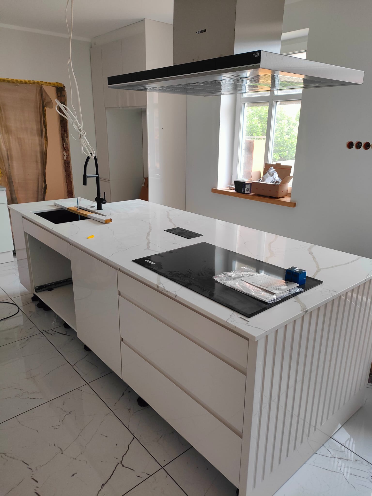 Kücheninsel aus Dekton