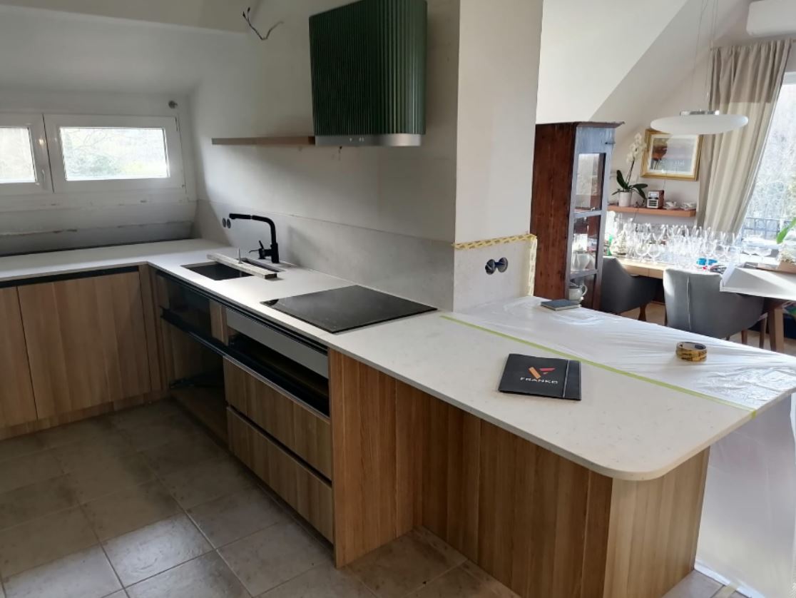 Küchenarbeitsplatte aus Keramik