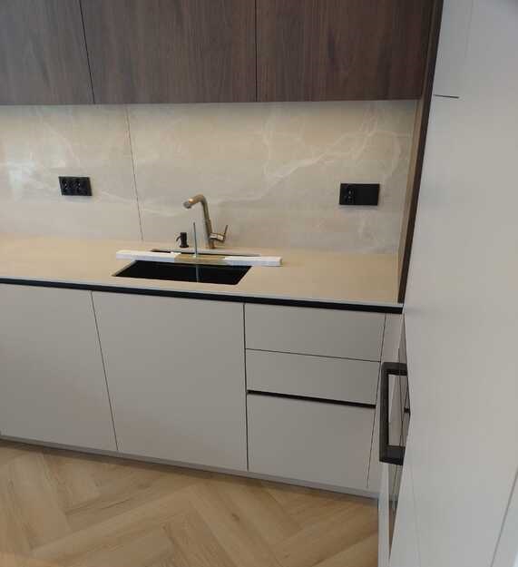 Arbeitsplatten in moderner Küche