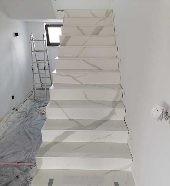 Treppenstufen aus Keramik
