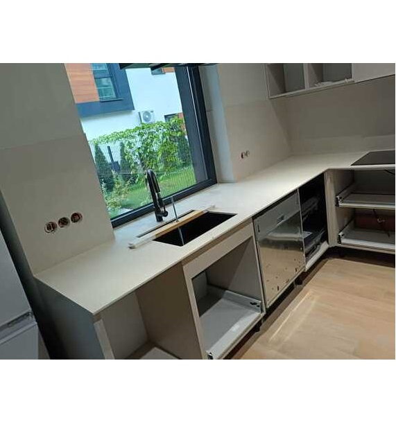 Küchenarbeitsplatten und Wandbelege aus Laminam Calce Bianco