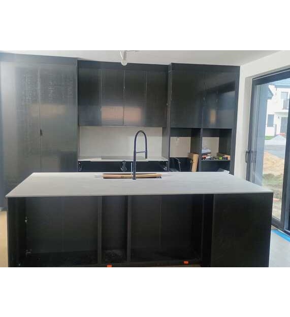 Realisation aus Keramik Optimum Concrete Light Grey