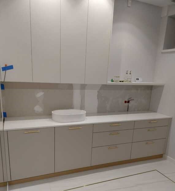 Arbeitsplatten aus Technistone Noble Supreme White