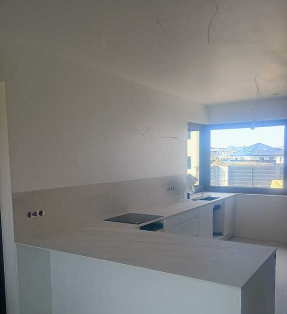 Arbeitsplatten und Wandverkleidungen aus Keramik Laminam Bianco Lasa