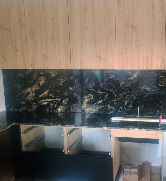 Küchenarbeitsplatte aus Granit Cosmic Black