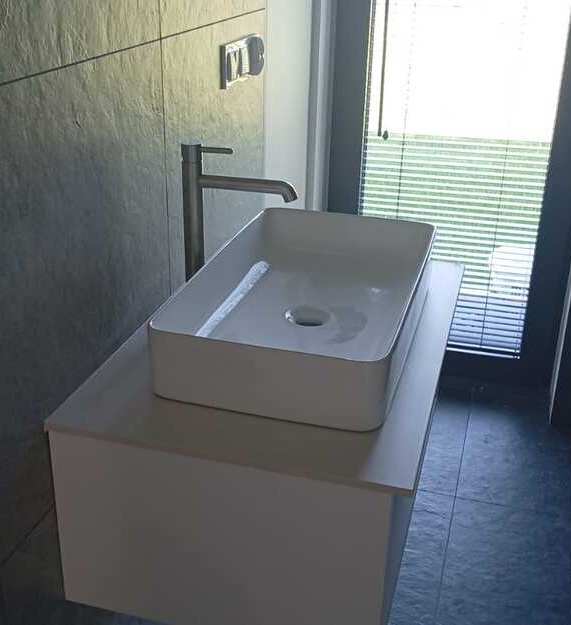 Waschtischplatten aus Florim Color White