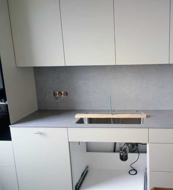 Küchenarbeitsplatten und Wandverkleidung aus Keramik Florim Fossil Grey