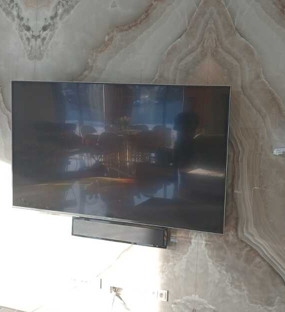 Wandverkleidungen aus Franko Onice Chanel