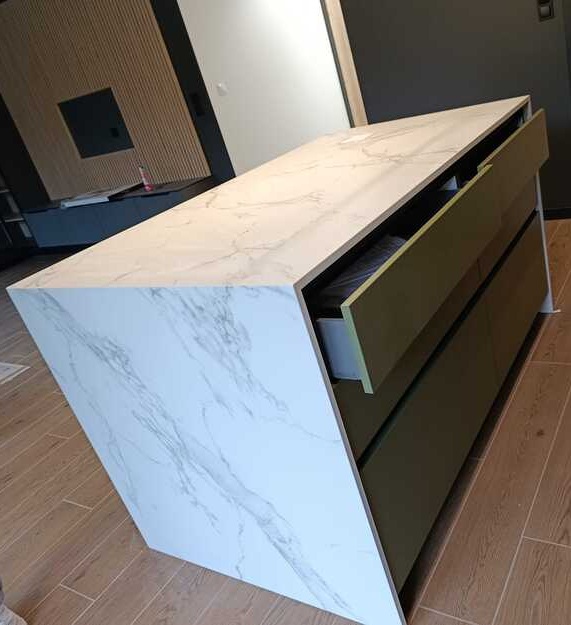 Küchenarbeitsplatten aus Dekton Aura