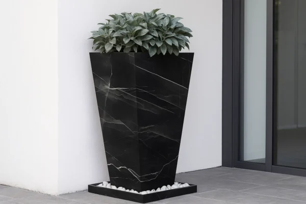 Keramik-Pflanzgefäße für Garten und Außenbereiche