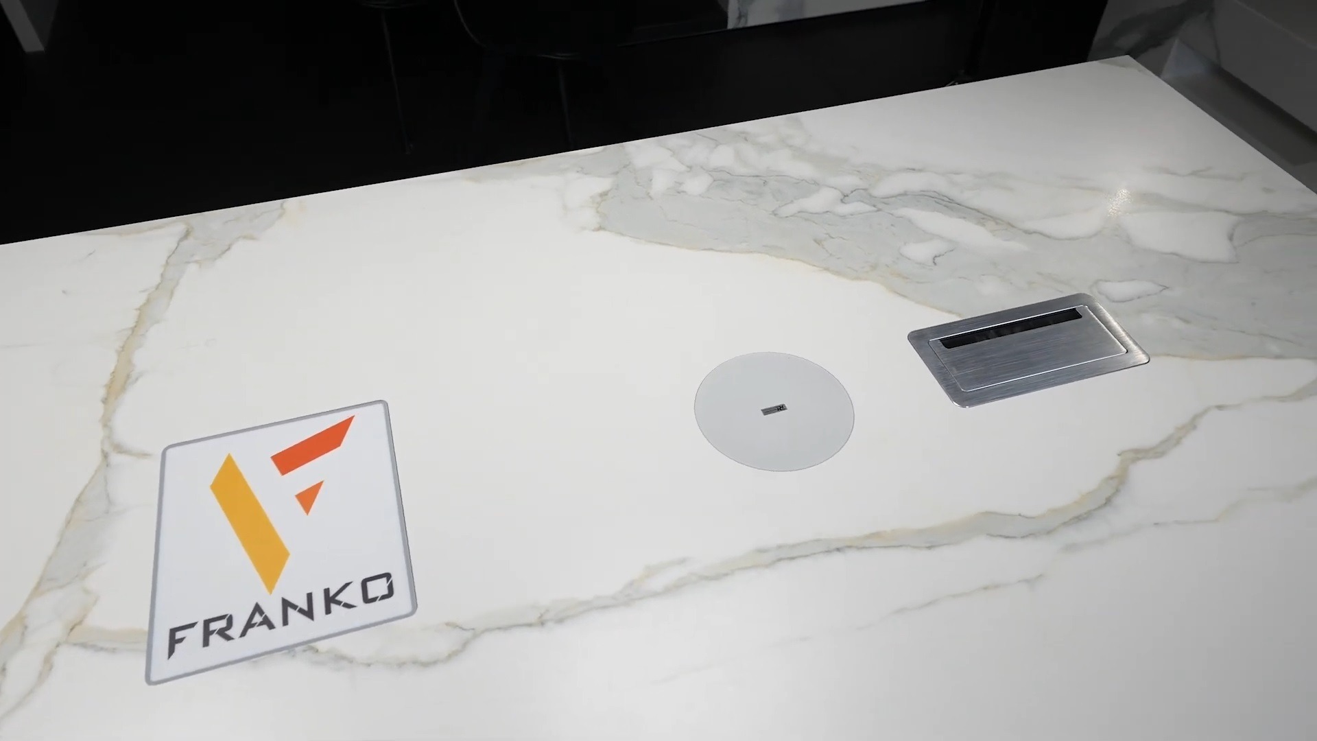 Keramik Konferenztisch FRANKO PRO – Junior